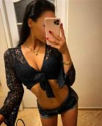 SexySonja in the house looking for a true gentleman!